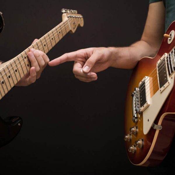 Lezioni di Chitarra Acustica / Elettrica / Jazz