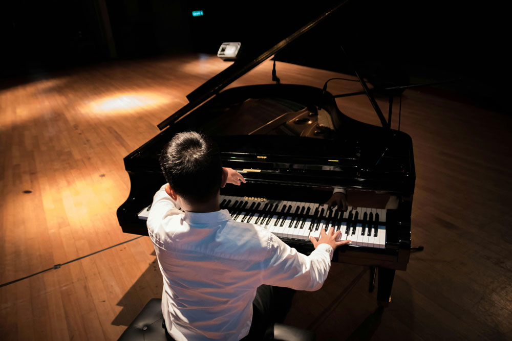 Pianoforte a mezza coda Pianoforte mezza coda